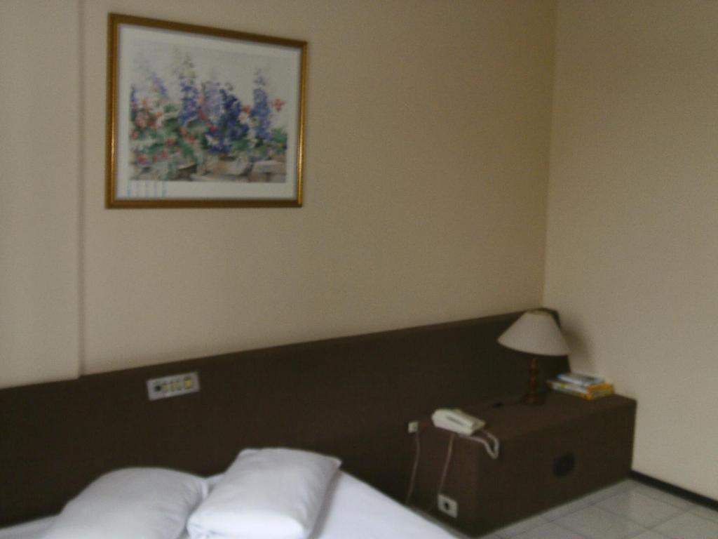 Hotel Colon Palace 주앵빌 객실 사진