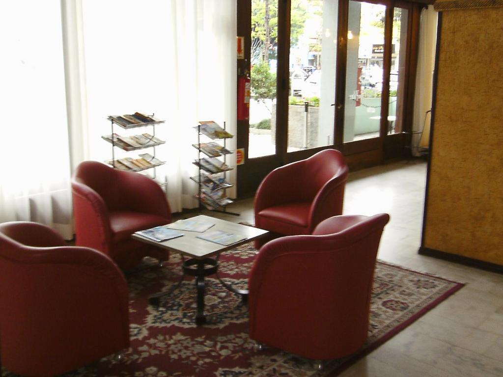 Hotel Colon Palace 주앵빌 외부 사진